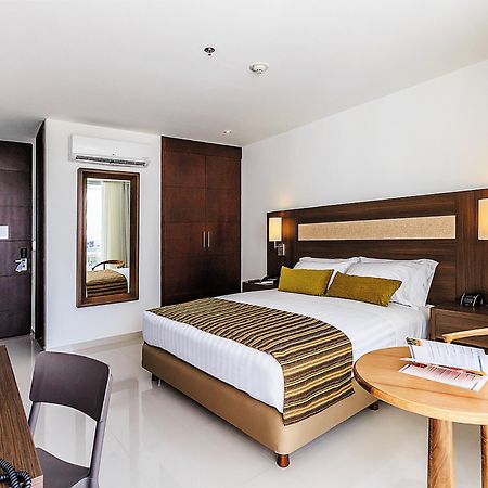 Hotel Estelar Йопал Екстериор снимка