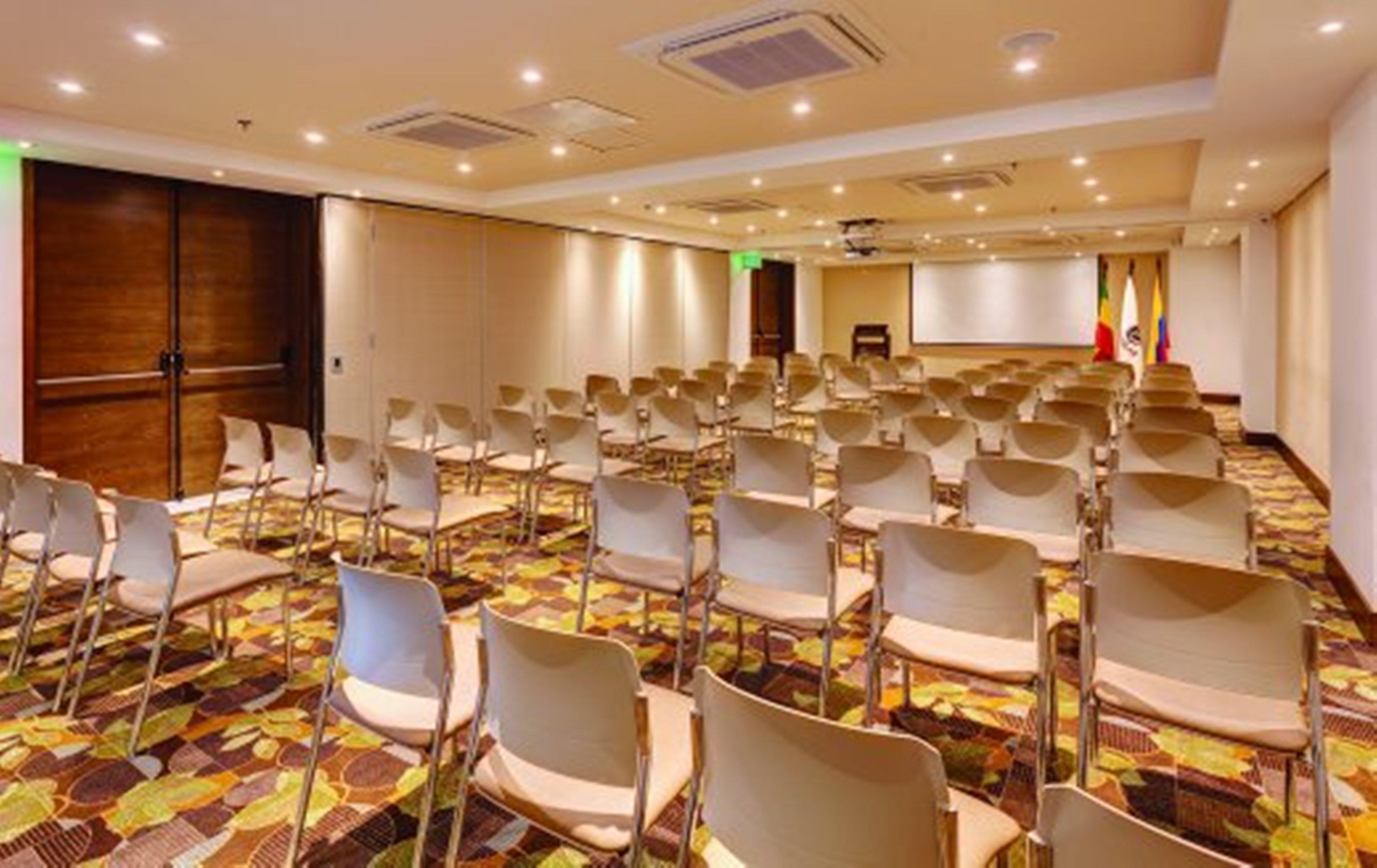 Hotel Estelar Йопал Екстериор снимка