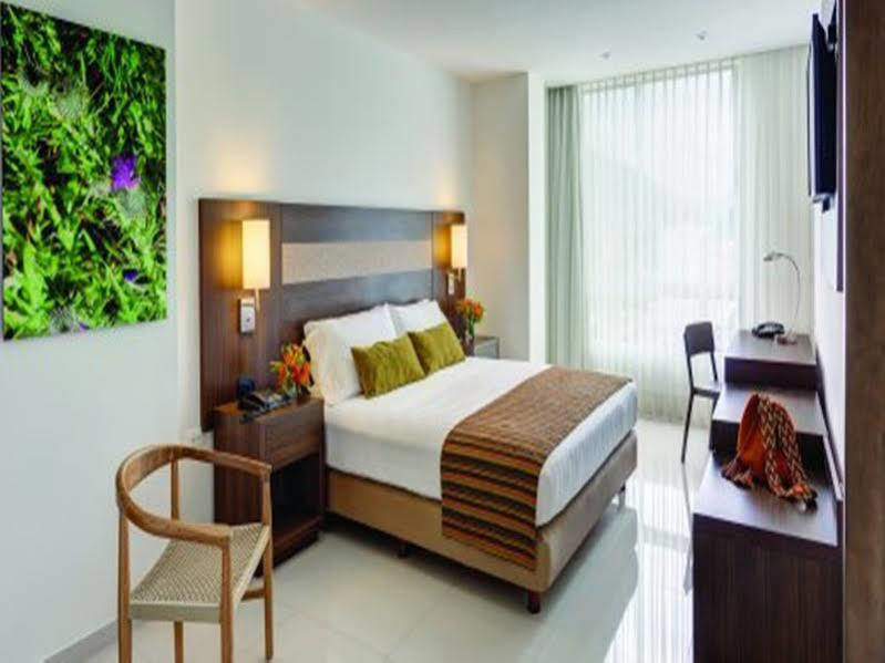 Hotel Estelar Йопал Екстериор снимка