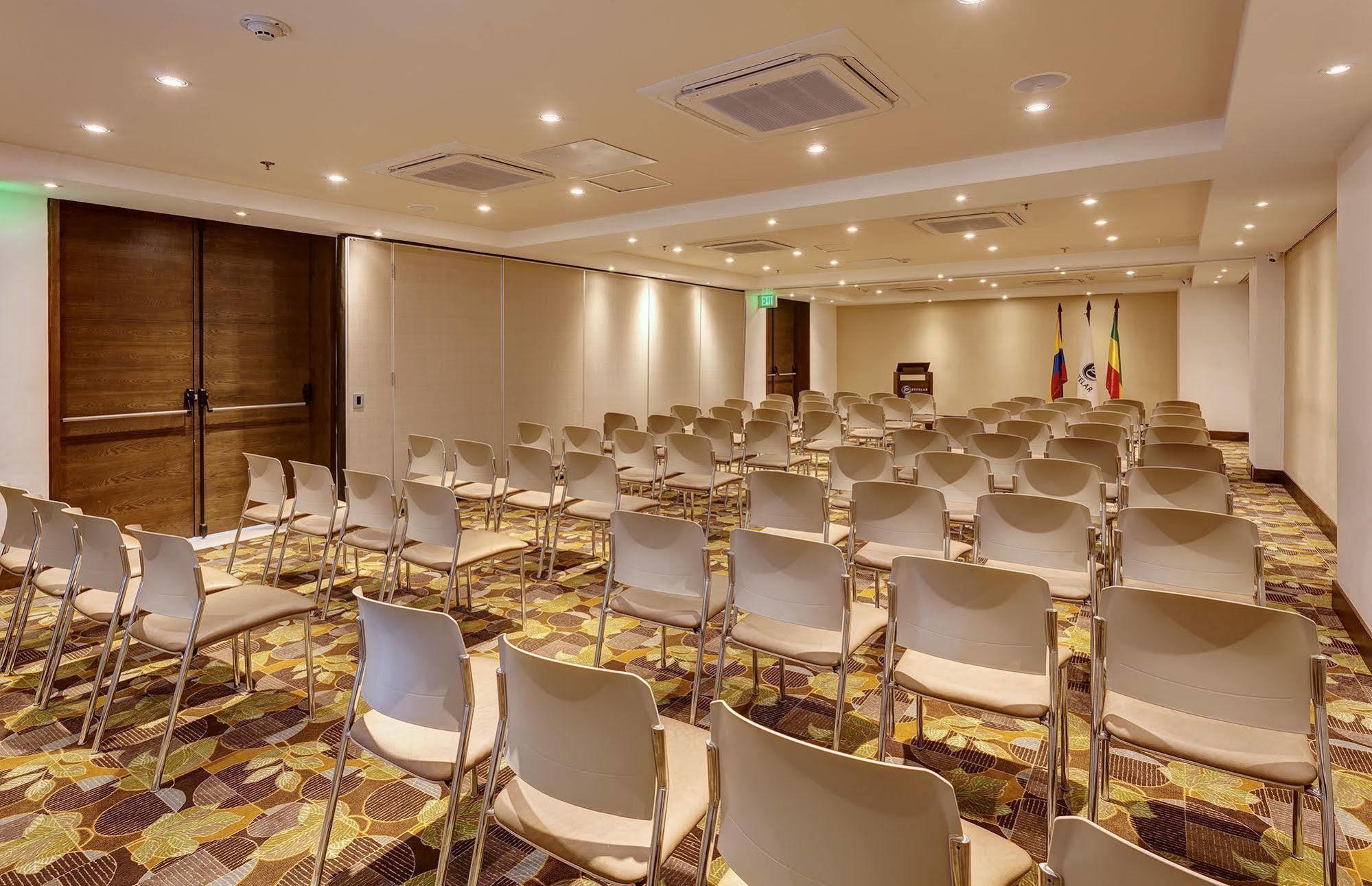 Hotel Estelar Йопал Екстериор снимка